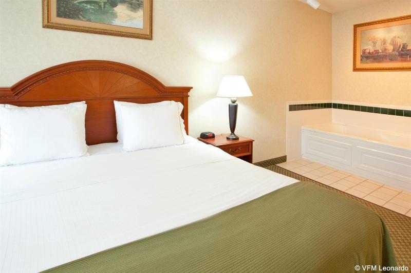 Holiday Inn Express Hotel & Suites Elkhart-South Εξωτερικό φωτογραφία