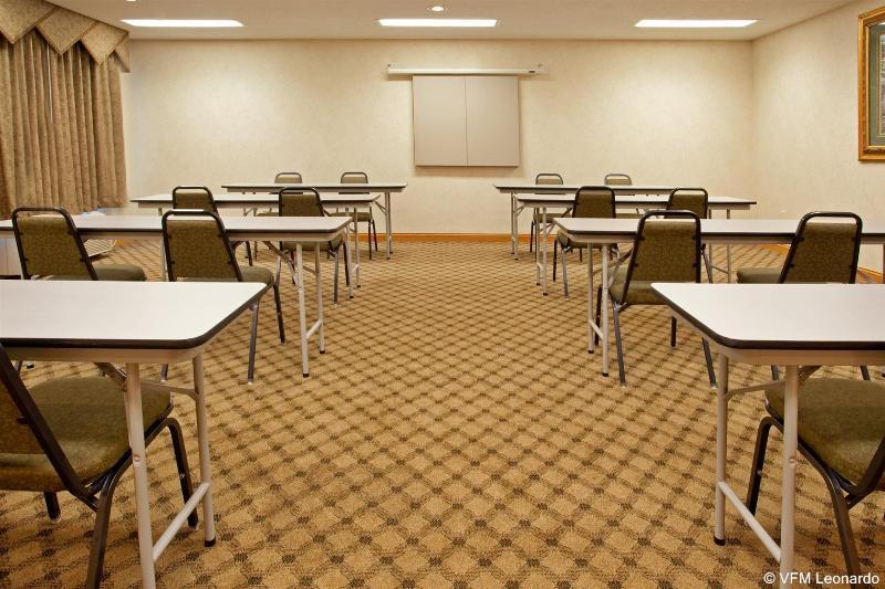 Holiday Inn Express Hotel & Suites Elkhart-South Εξωτερικό φωτογραφία
